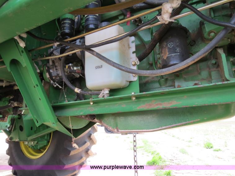 image for item B4719 2007 John Deere 7460 8R30 cotton stripper