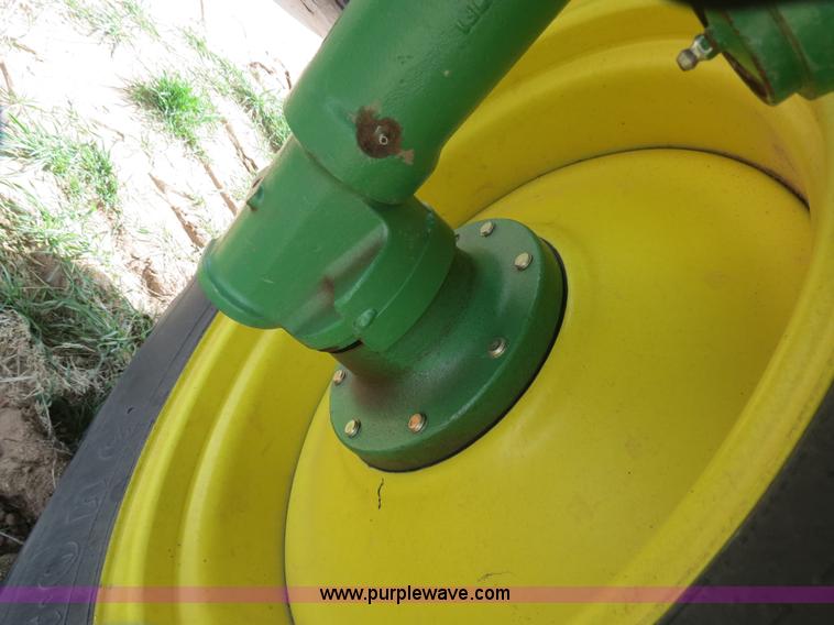 image for item B4719 2007 John Deere 7460 8R30 cotton stripper