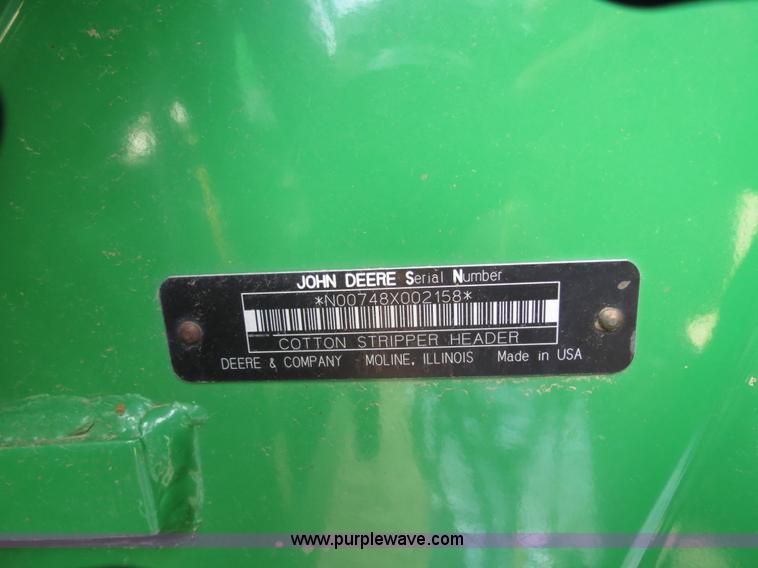 image for item B4719 2007 John Deere 7460 8R30 cotton stripper