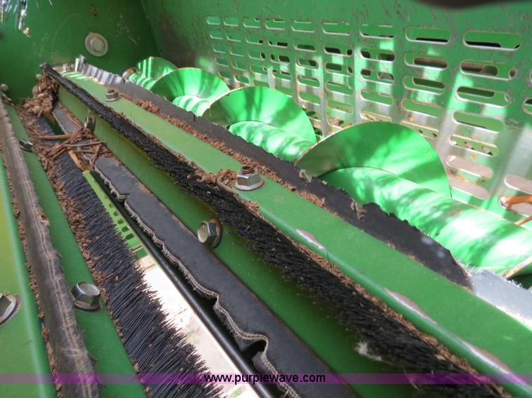 image for item B4719 2007 John Deere 7460 8R30 cotton stripper