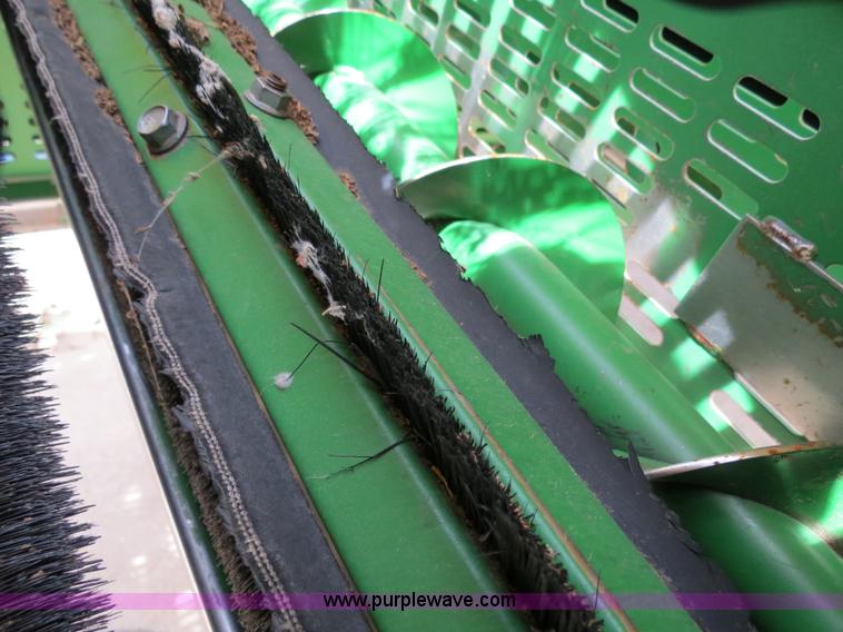 image for item B4719 2007 John Deere 7460 8R30 cotton stripper