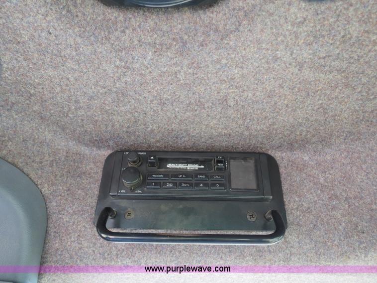 image for item B4720 1998 Caterpillar Challenger 55 tractor