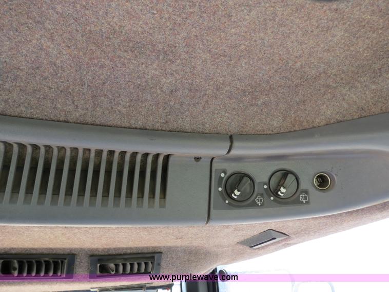 image for item B4720 1998 Caterpillar Challenger 55 tractor