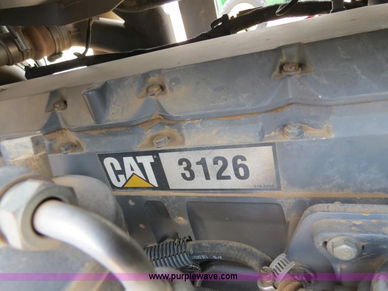 image for item B4720 1998 Caterpillar Challenger 55 tractor