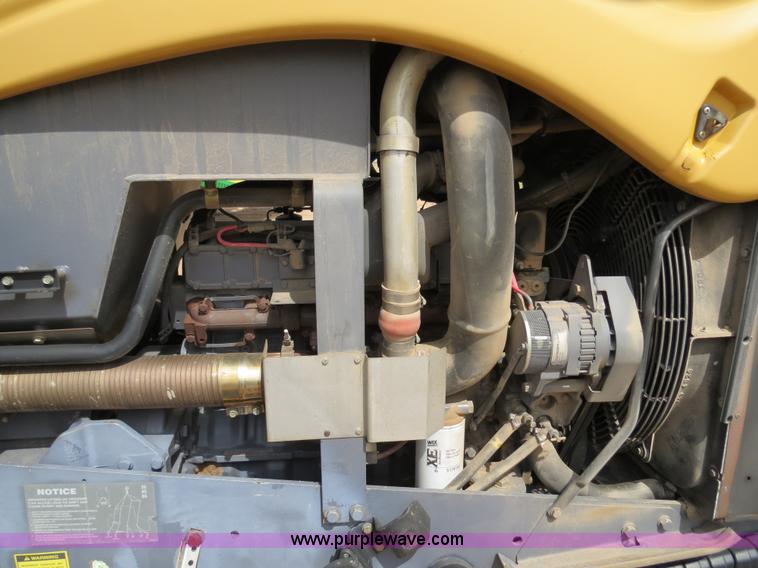 image for item B4720 1998 Caterpillar Challenger 55 tractor