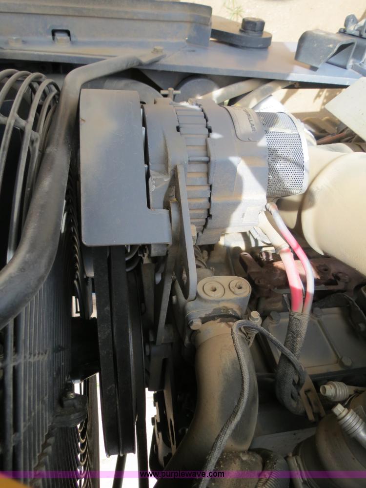 image for item B4720 1998 Caterpillar Challenger 55 tractor