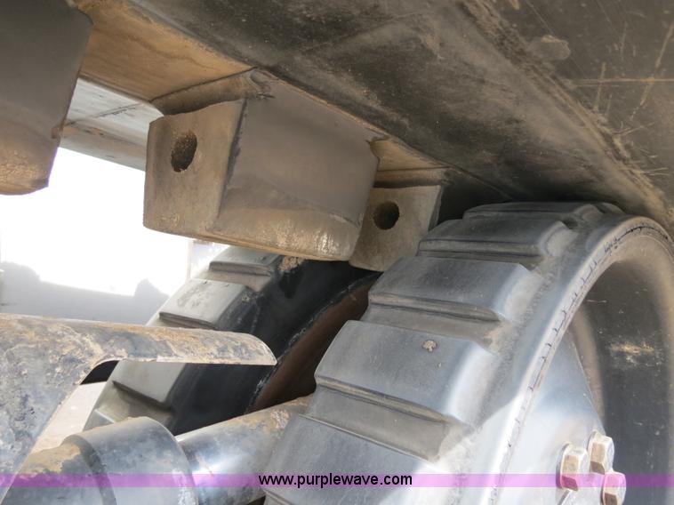 image for item B4720 1998 Caterpillar Challenger 55 tractor