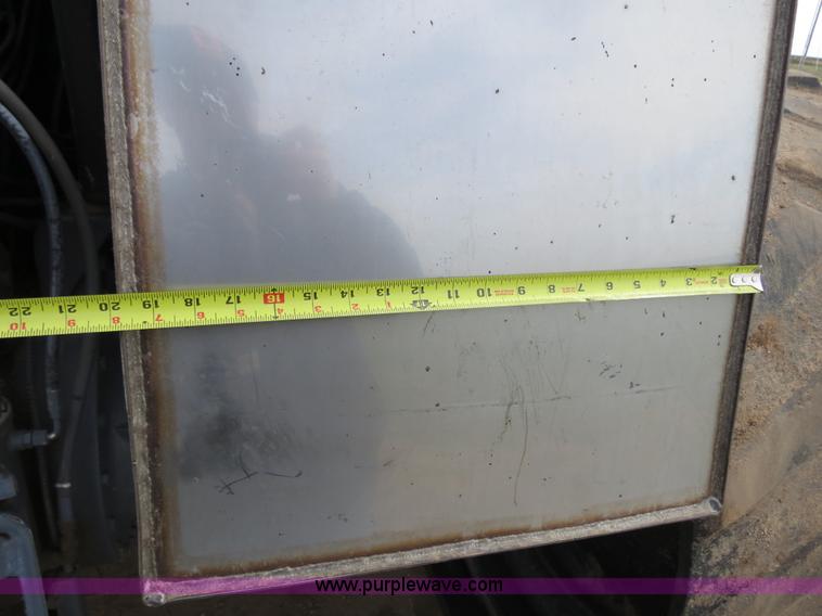 image for item B4720 1998 Caterpillar Challenger 55 tractor