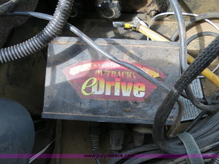 image for item B4721 1998 John Deere 8400 MFWD tractor