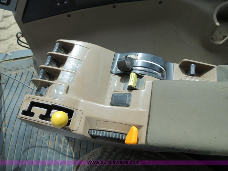 image for item B4721 1998 John Deere 8400 MFWD tractor