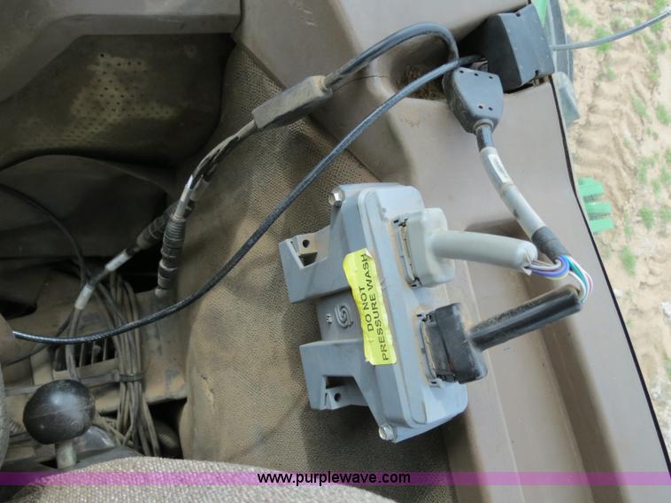 image for item B4721 1998 John Deere 8400 MFWD tractor