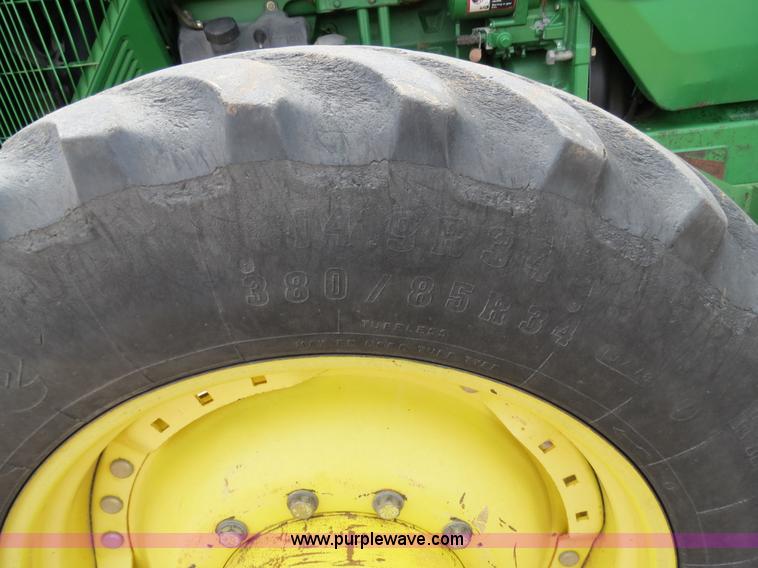 image for item B4721 1998 John Deere 8400 MFWD tractor