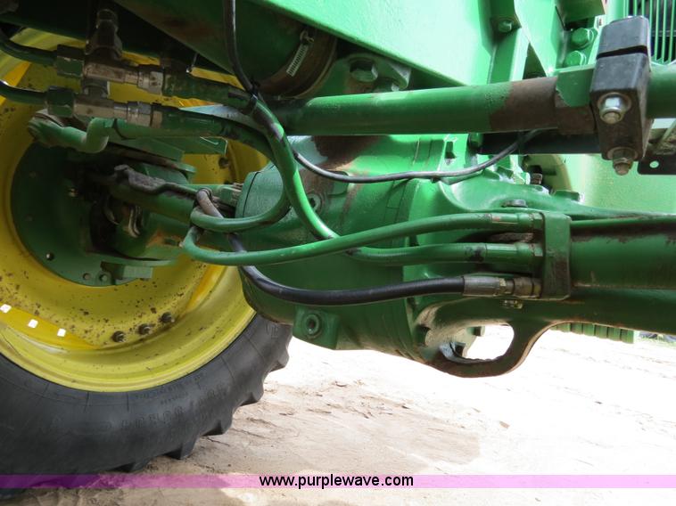 image for item B4721 1998 John Deere 8400 MFWD tractor