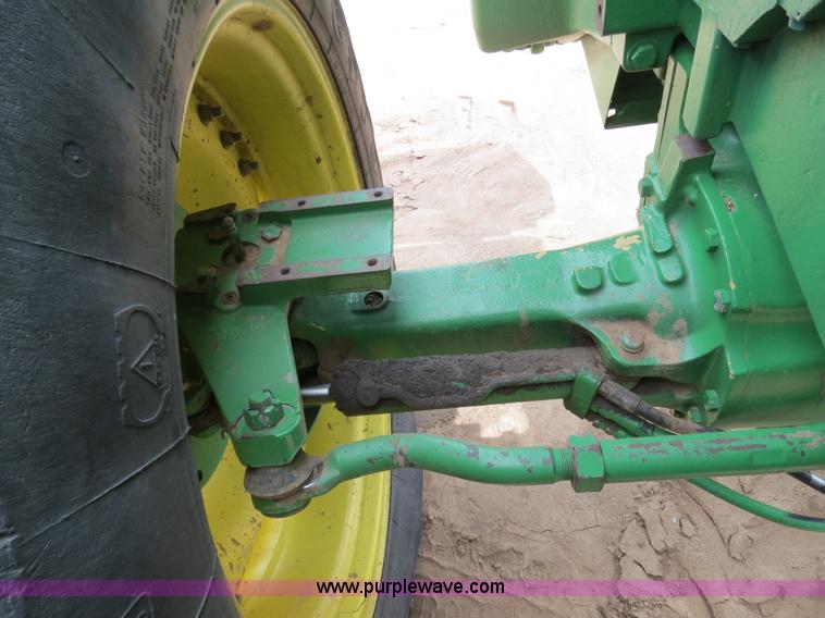 image for item B4721 1998 John Deere 8400 MFWD tractor