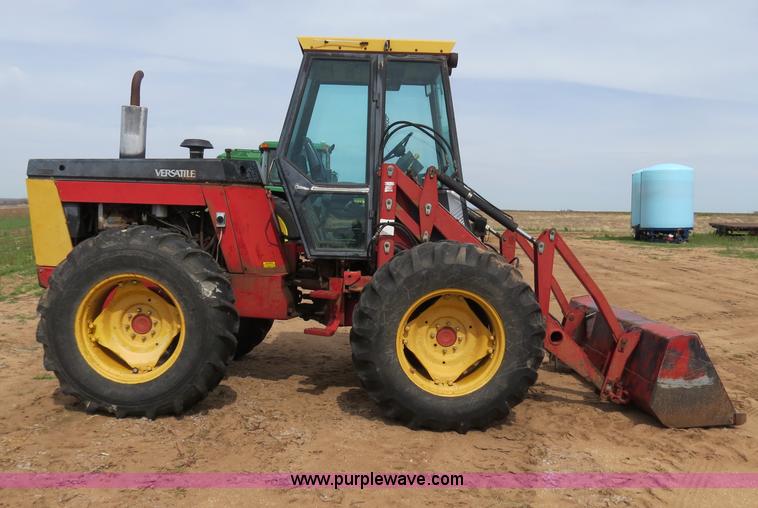 image for item B4722 1988 Versatile 276 Bi-directional 4WD tractor
