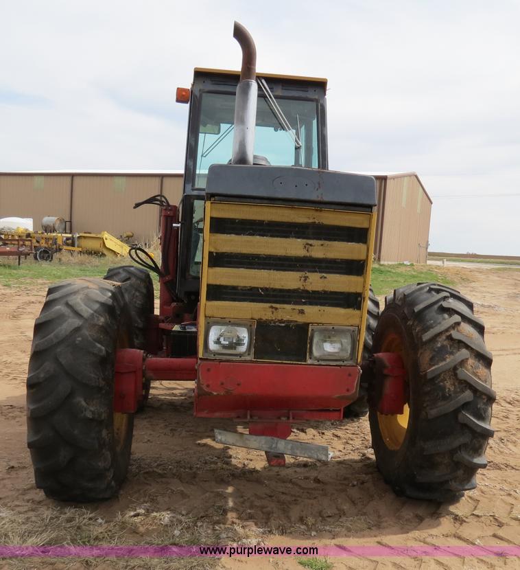 image for item B4722 1988 Versatile 276 Bi-directional 4WD tractor