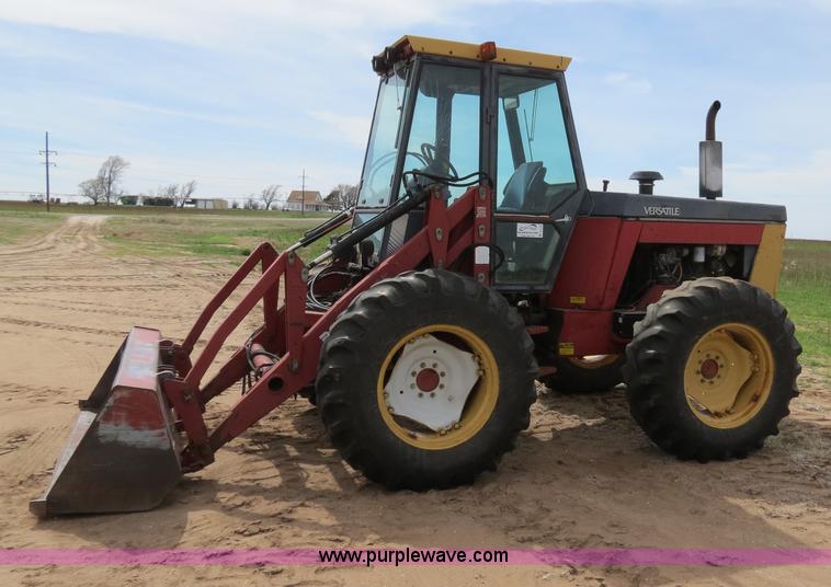 image for item B4722 1988 Versatile 276 Bi-directional 4WD tractor