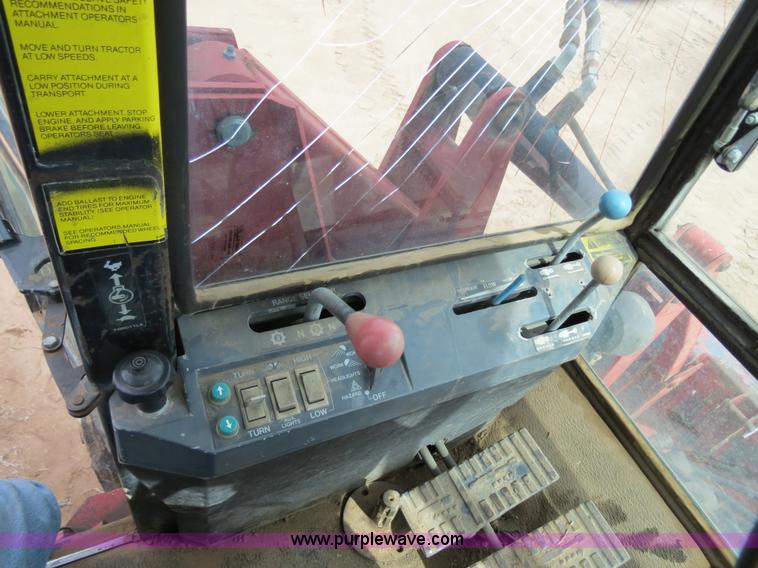 image for item B4722 1988 Versatile 276 Bi-directional 4WD tractor