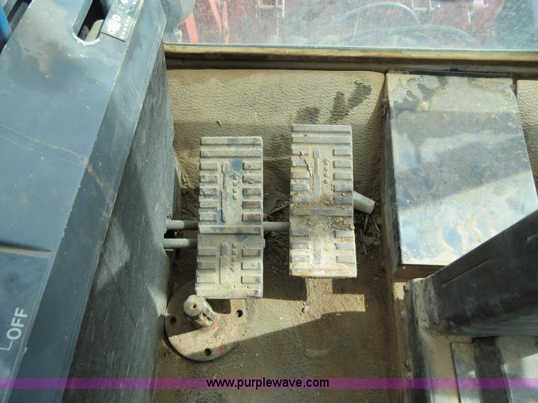 image for item B4722 1988 Versatile 276 Bi-directional 4WD tractor