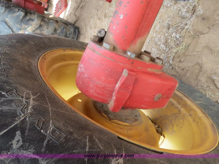 image for item B4722 1988 Versatile 276 Bi-directional 4WD tractor