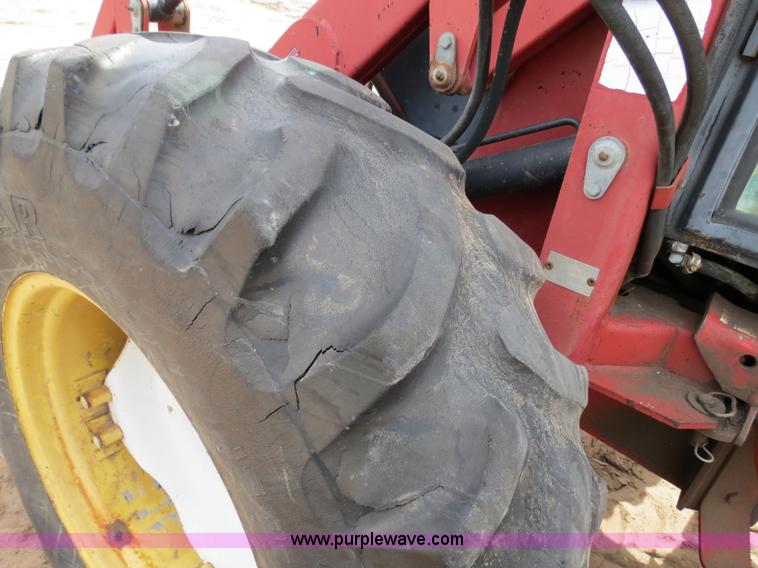 image for item B4722 1988 Versatile 276 Bi-directional 4WD tractor