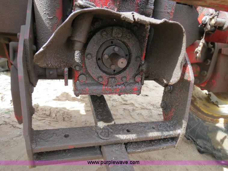 image for item B4722 1988 Versatile 276 Bi-directional 4WD tractor