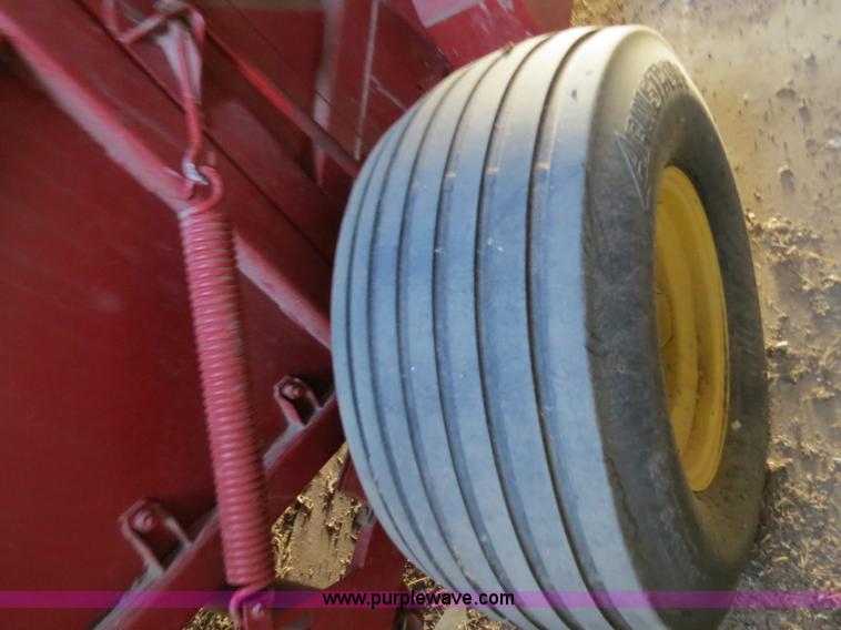 image for item B4725 1991 New Holland 855 Fastnet round baler