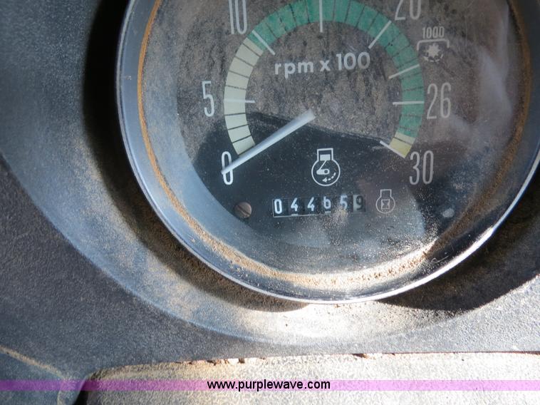 image for item B4726 1980 Massey-Ferguson 4880 4WD tractor