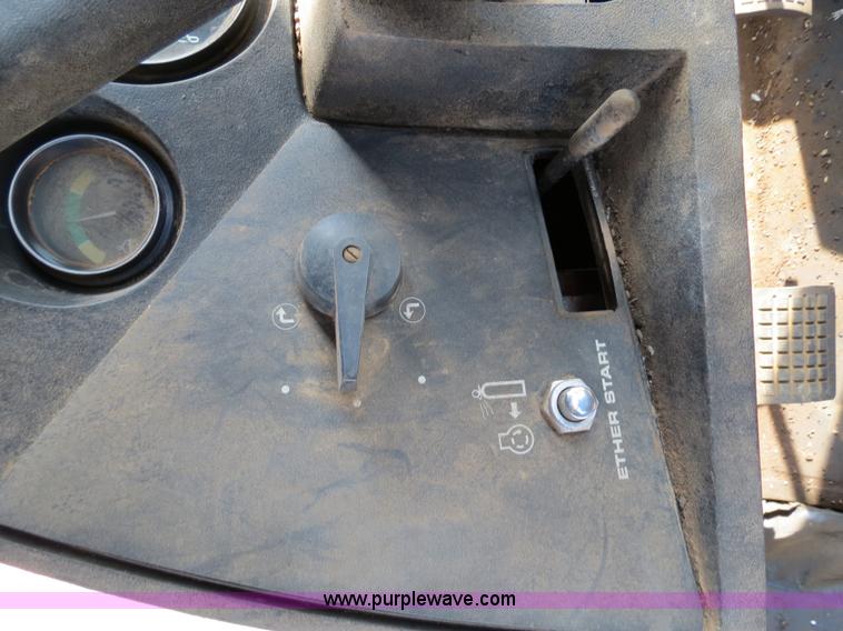 image for item B4726 1980 Massey-Ferguson 4880 4WD tractor