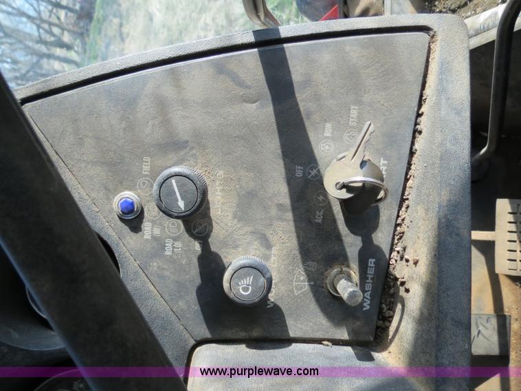 image for item B4726 1980 Massey-Ferguson 4880 4WD tractor