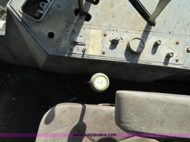 image for item B4726 1980 Massey-Ferguson 4880 4WD tractor