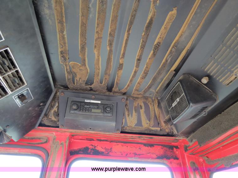 image for item B4726 1980 Massey-Ferguson 4880 4WD tractor