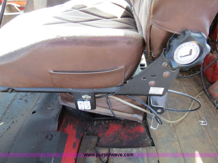 image for item B4726 1980 Massey-Ferguson 4880 4WD tractor