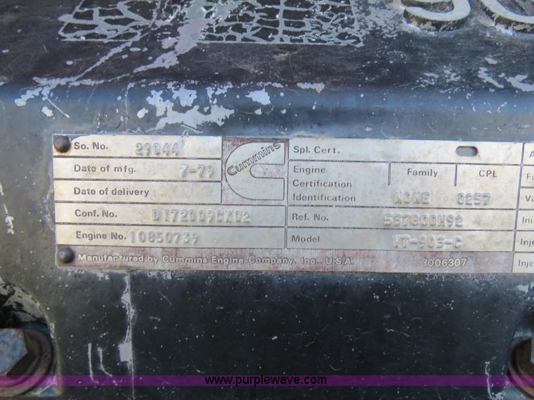 image for item B4726 1980 Massey-Ferguson 4880 4WD tractor