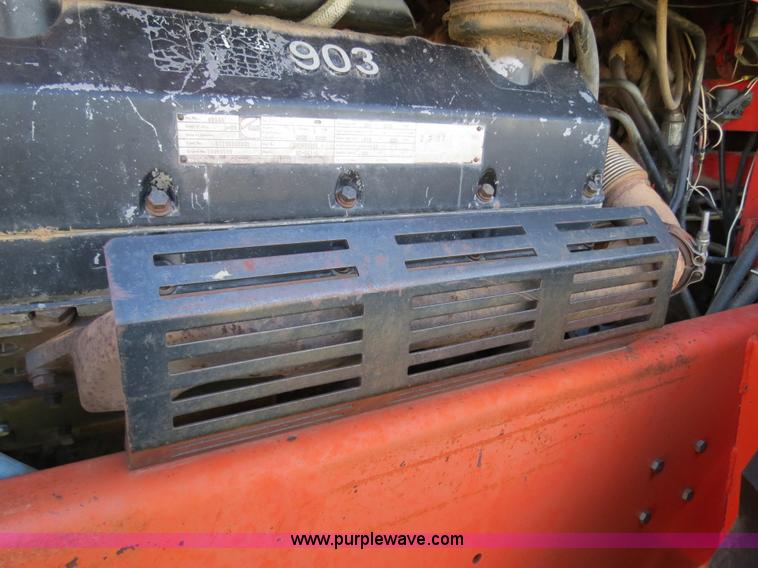 image for item B4726 1980 Massey-Ferguson 4880 4WD tractor