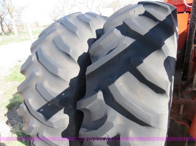 image for item B4726 1980 Massey-Ferguson 4880 4WD tractor