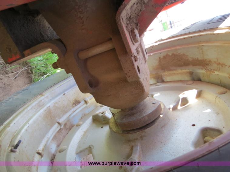 image for item B4726 1980 Massey-Ferguson 4880 4WD tractor