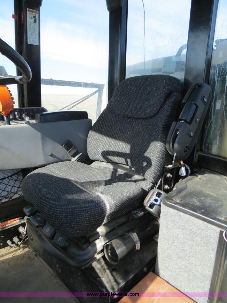 image for item B4727 2008 SpraCoupe 7655 self-propelled sprayer