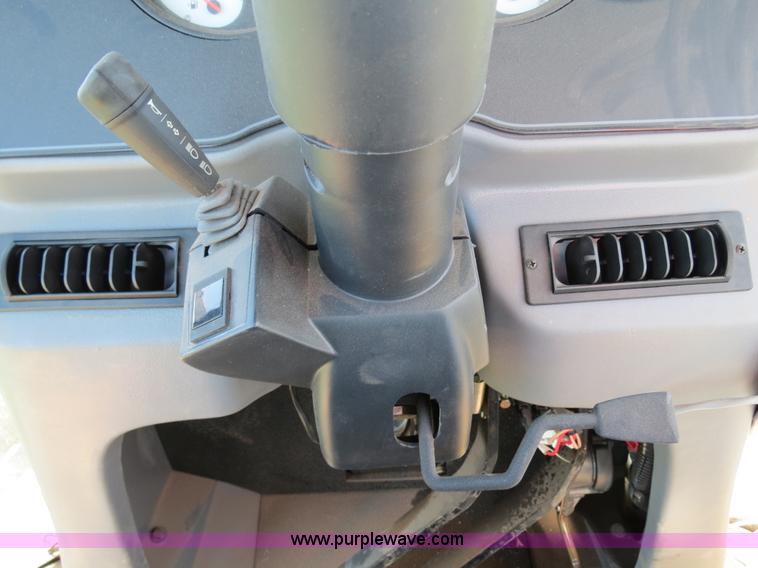 image for item B4727 2008 SpraCoupe 7655 self-propelled sprayer