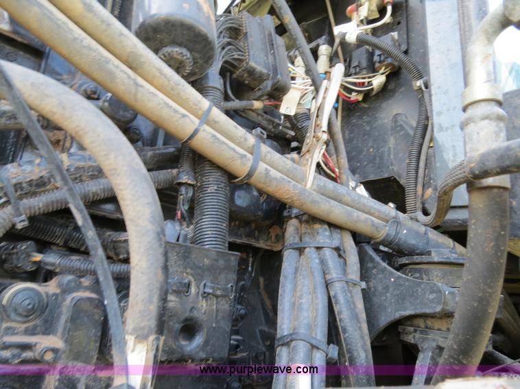 image for item B4727 2008 SpraCoupe 7655 self-propelled sprayer