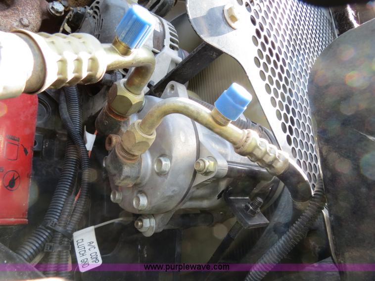 image for item B4727 2008 SpraCoupe 7655 self-propelled sprayer