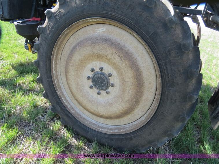 image for item B4727 2008 SpraCoupe 7655 self-propelled sprayer