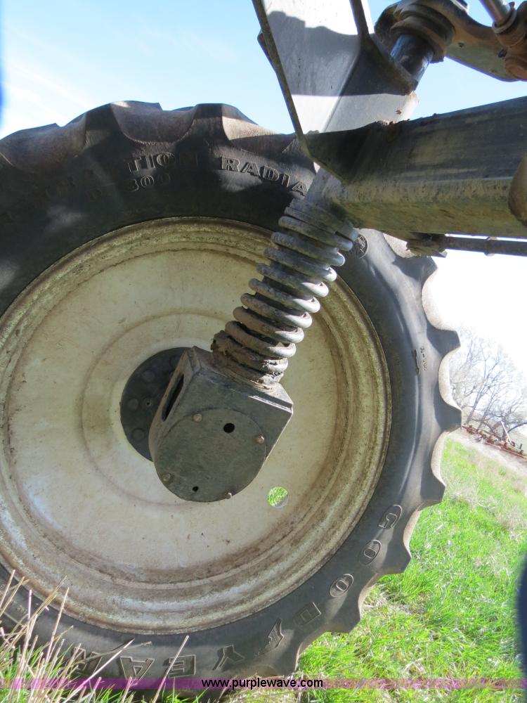 image for item B4727 2008 SpraCoupe 7655 self-propelled sprayer