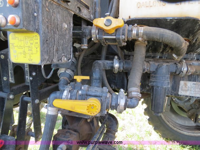 image for item B4727 2008 SpraCoupe 7655 self-propelled sprayer