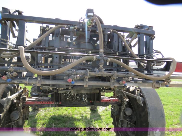 image for item B4727 2008 SpraCoupe 7655 self-propelled sprayer