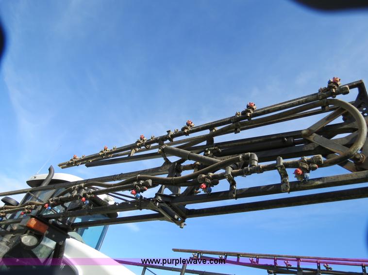 image for item B4727 2008 SpraCoupe 7655 self-propelled sprayer