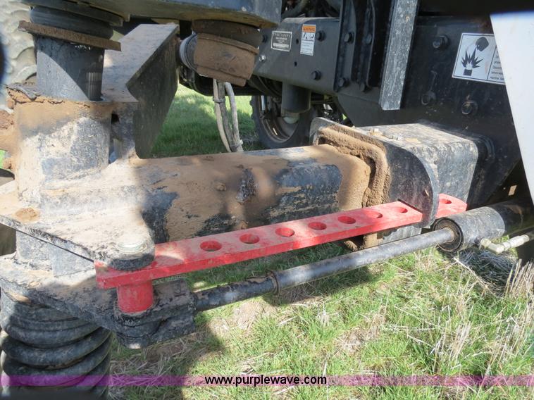 image for item B4727 2008 SpraCoupe 7655 self-propelled sprayer