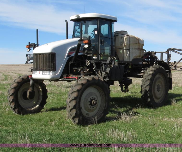 image for item B4727 2008 SpraCoupe 7655 self-propelled sprayer