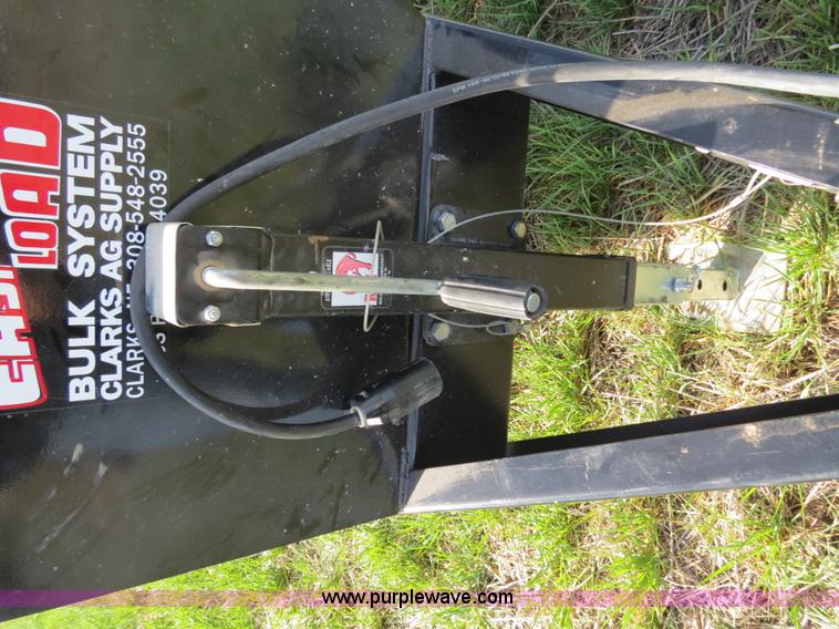 image for item B4728 2011 Strobel Low Pro EasiLoad bulk seed system