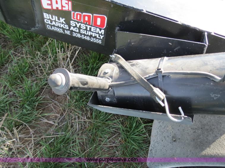 image for item B4728 2011 Strobel Low Pro EasiLoad bulk seed system